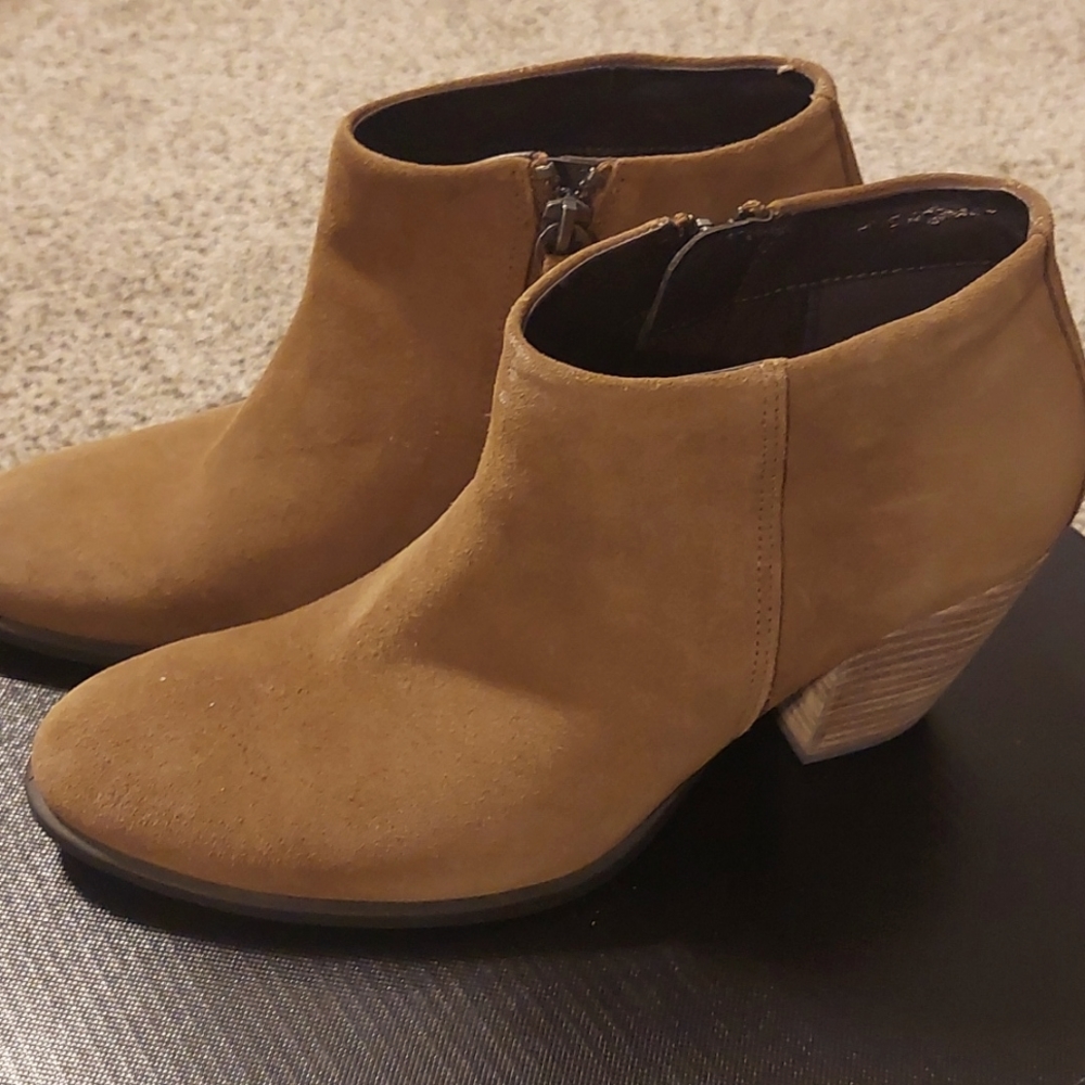 Ecco Ankle Boots